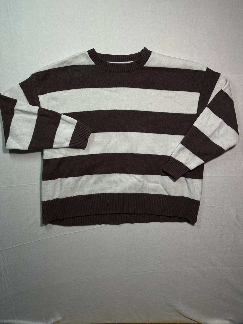 VIGOSS Large Brown Cream Striped Oversized Crewneck Sweater